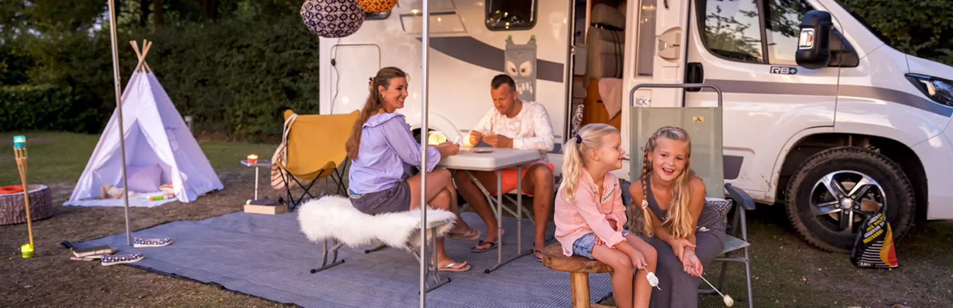 Camperplaatsen 10