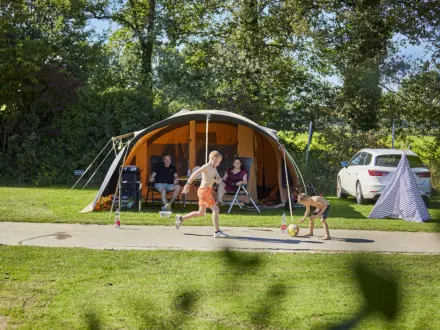 Kampeerplaats Comfort met speelelement 45