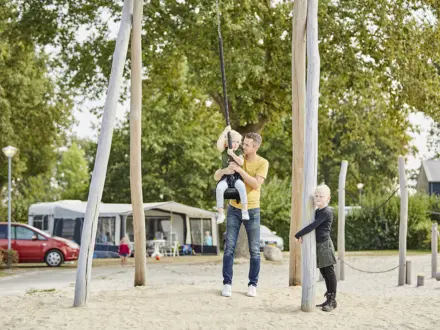 Kampeerplaats Comfort met speelelement 49
