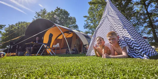 Kampeerplaats Comfort met speelelement 22