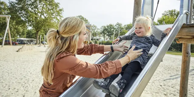 Kampeerplaats Comfort met speelelement 56