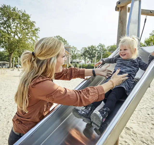 Kampeerplaats Comfort met speelelement 56