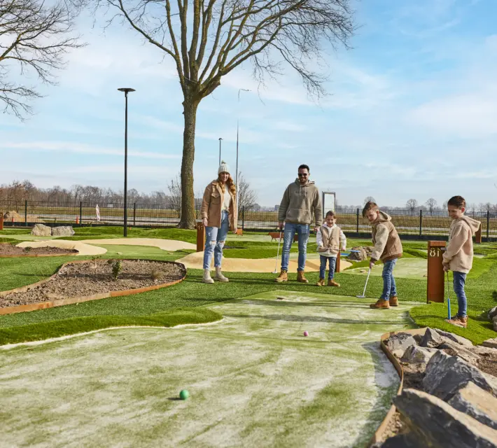 Adventure Golf 300 dpi 36