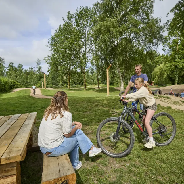 Fietscrossbaan 27